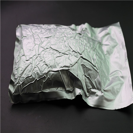 Reduced iron powder packaging method.